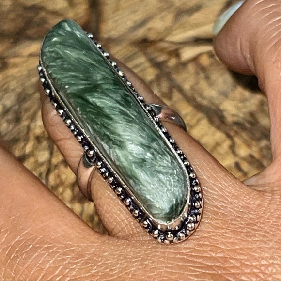 Silver Sage Seraphinite Ring Size 7 1/2 - Picture 6 of 9